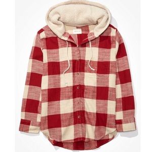 AMERICAN EAGLE NWT! Red/Cream Plaid Flannel Hooded Button-Up Shirt